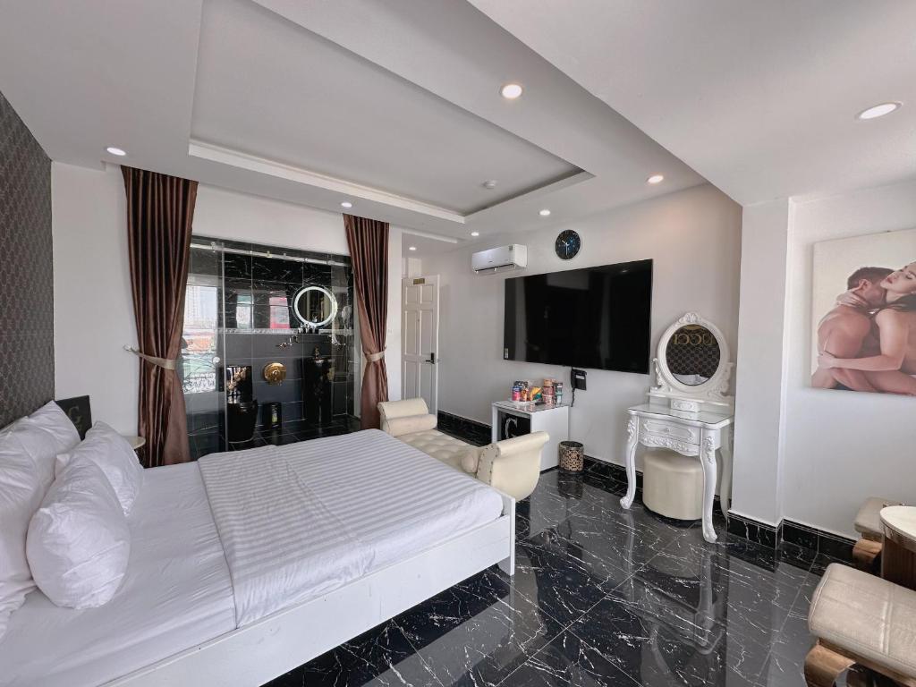 6. Galaxy Hotel Gò Vấp
